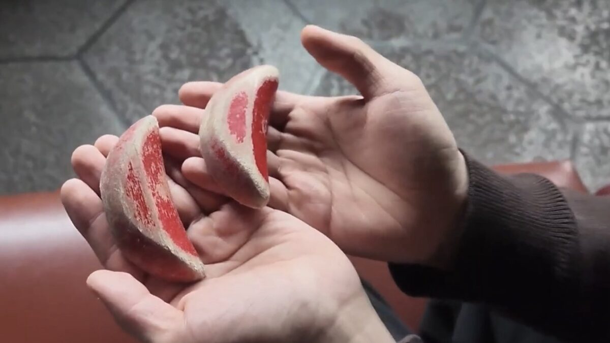 台北龍山寺　シンバエのアップ写真